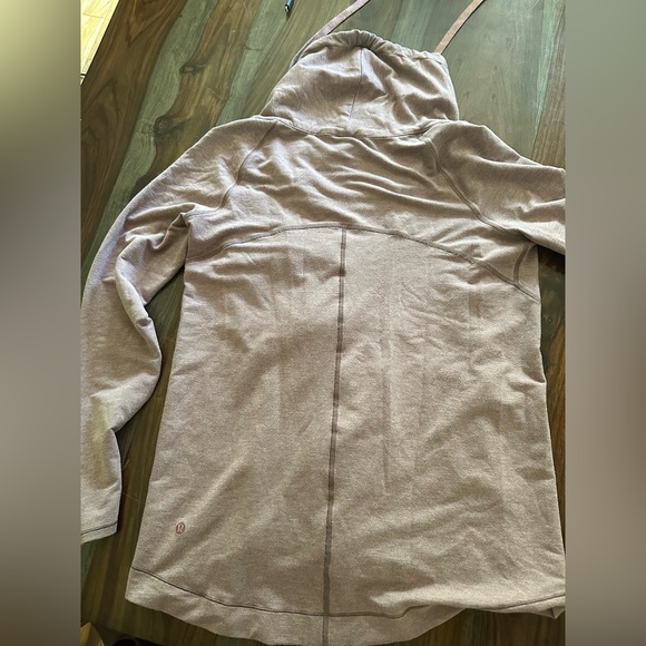 LULULEMON asymmetrical zip sweatshirt/jacket - Picture 2 of 5
